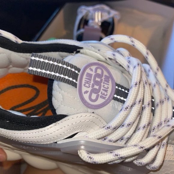 Versace Chain Reaction - Picture 9 of 11